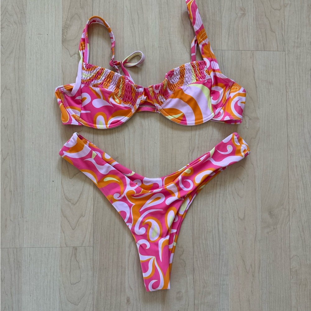 Aurielle bikini